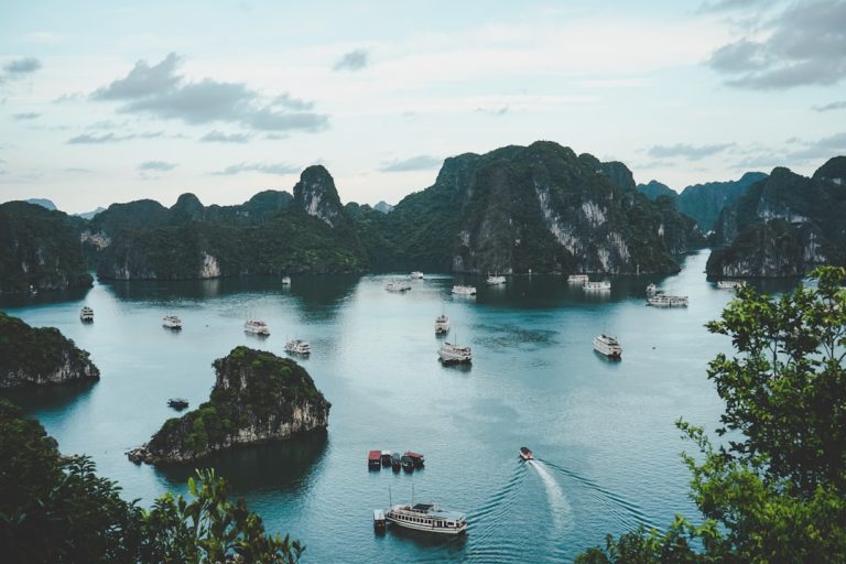 Unlocking the Secrets of the City: The Unconventional Tourist Guide Experience